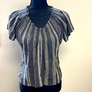 Floral Patterned Slimming Top